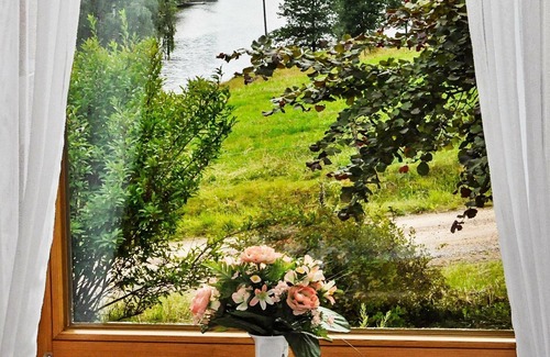 Bengtsfors House | Ideal Holiday Home for 6 in Bengtsfors with Breakfast