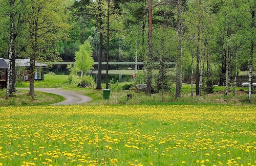 Hylte Municipality House | Ideal Holiday Home for 6 in Hyltebruk with Breakfast