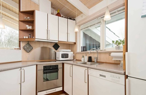 Femmøller House | Ideal 6-Person Holiday Home in Ebeltoft - Rated 9.8/10