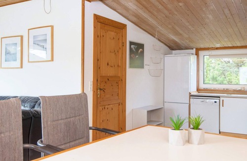 Vrist Strand House | Perfect Holiday Home for 6 in Harboøre with Oceanfront Views