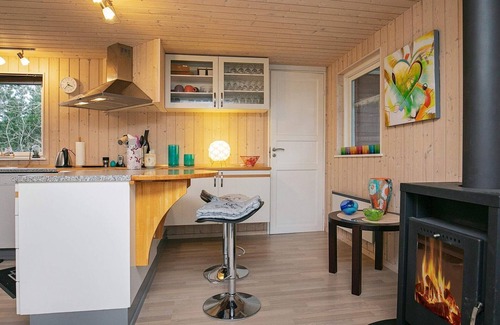 Sønder Nissum House | Cozy 6-Person Holiday Home in Ulfborg with Ocean View