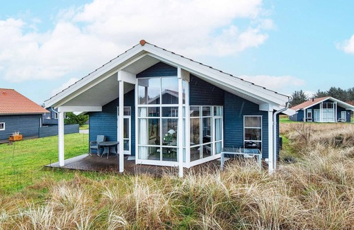 Nørre Fjand House | Ideal Holiday Home for 6 in Ulfborg with Pet-Friendly Amenities
