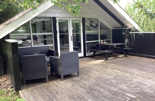 Bøtø By House | 6 Person Holiday Home in Vaeggerlose