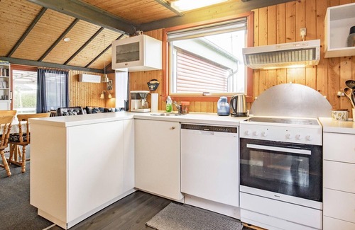 Vinderup House | Ideal Holiday Home for 6 in Vinderup with Ocean View