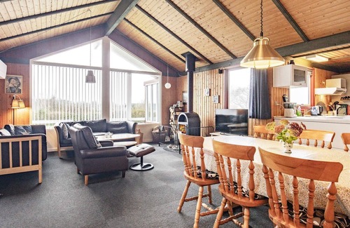 Vinderup House | Ideal Holiday Home for 6 in Vinderup with Ocean View