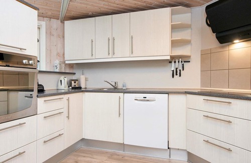 Ansager House | Family-Friendly Holiday Home in Ansager with Spa & Breakfast