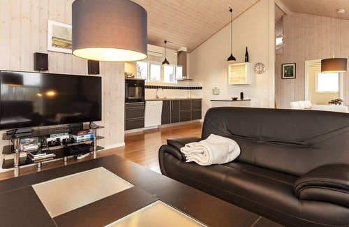 Hirtshals House | Comfortable 6-Person Holiday Home in Hirtshals Awaits