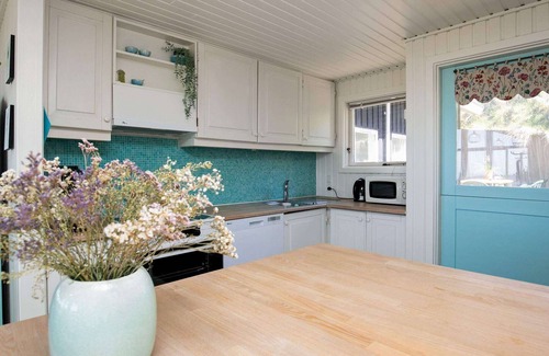 Grønhøj House | Family-Friendly Holiday Home with Oceanfront Views in Løkken