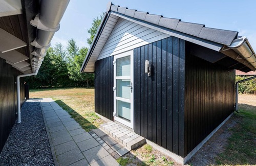 Jegum House | Comfortable 6-Person Holiday Home in Oksbøl - Pet Friendly