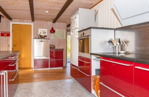 Sønder Nissum House | Ideal 6-Person Holiday Home in Ulfborg with Amenities Galore