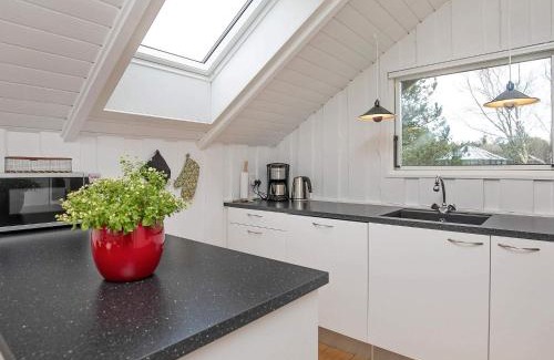 Aalbaek House | Family-Friendly Holiday Home in LB K with Hot Tub