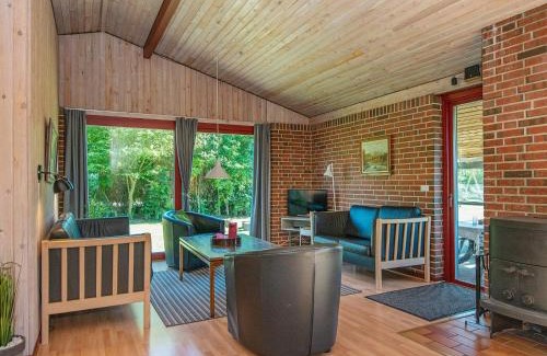 Ørsted House | Cozy Holiday Home Strandskadevej - Pet & Child Friendly Stay
