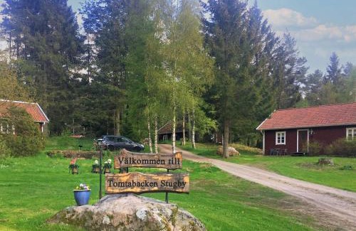 Asarp House | Cozy Two-Bedroom Holiday Home in Åsarp - Pet Friendly!