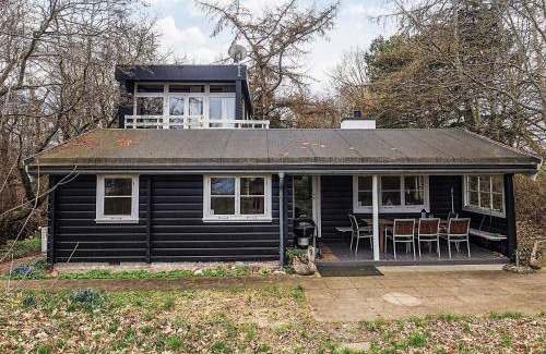 Dronningmolle House | Cozy Holiday Home Hulerødvej: Pet & Child Friendly Stay