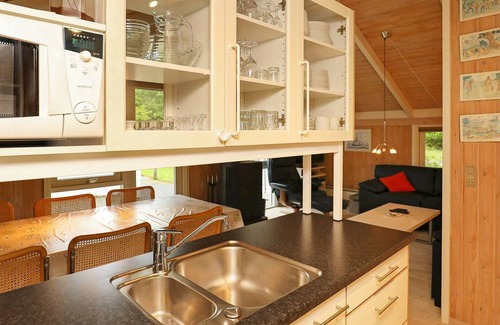 Aalbaek House | Family-Friendly 6-Person Holiday Home in Ålbæk