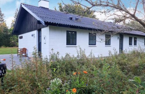Tversted House | Inviting 6-Person Holiday Home in Bindslev - Pet Friendly!
