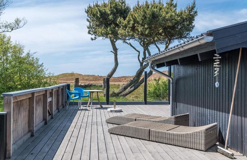Rindby Strand House | Cozy 6-Person Holiday Home on Beautiful Fanø Island