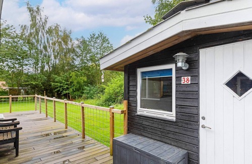 Farso House | Cozy 6-Person Holiday Home in Farsø with Family Amenities