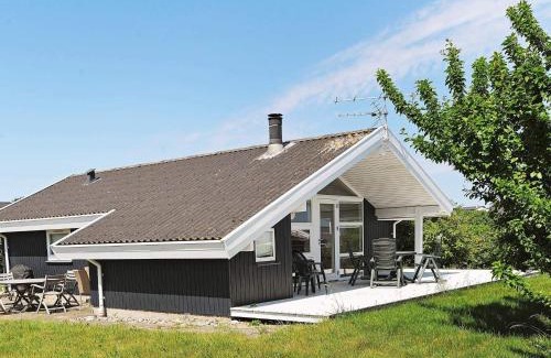 Helnæs By House | Family-Friendly Holiday Home for 6 in Ebberup