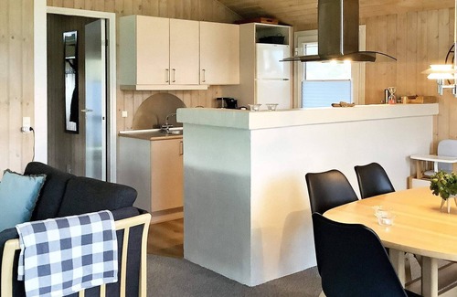 Jerup House | Ideal Holiday Home for 6 in Jerup with Spa & Breakfast