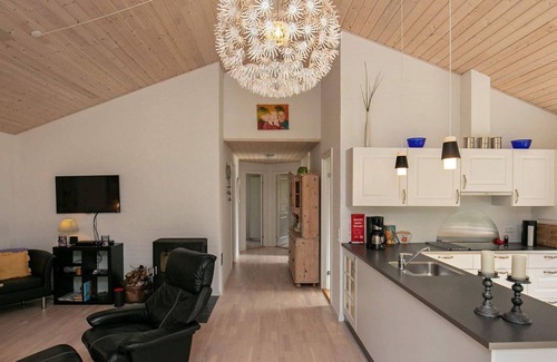 Læsø House | Cozy 6-Person Holiday Home in Læsø - Guest Rated: 9.8