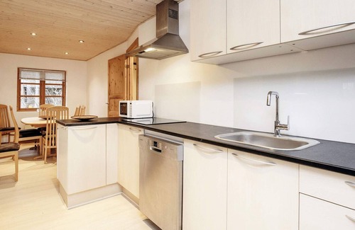 Vestero Havn House | Inviting 6-Person Holiday Home in Læsø with Breakfast