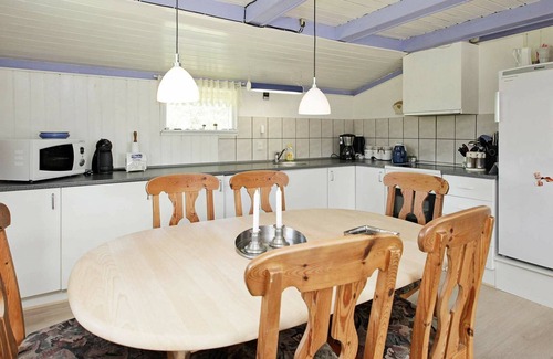 Nørre Lyngby House | Spacious 6-Person Holiday Home in Løkken - Pet Friendly!