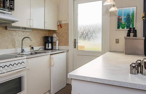 Trans House | Lovely 6-Person Holiday Home with Ocean View in Lemvig