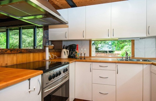 Vemb House | Cozy 6-Person Holiday Home in Vemb, Pet-Friendly Retreat