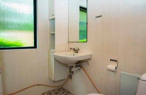Vemb House | Cozy 6-Person Holiday Home in Vemb, Pet-Friendly Retreat