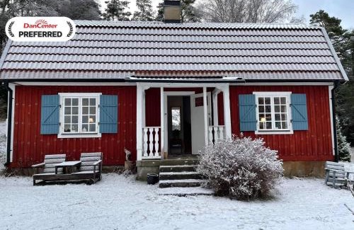 Sodertalje Municipality House | Family-Friendly Retreat at Holiday Home JÄRNA II