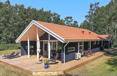 Læsø House | Child-Friendly Retreat at Holiday Home Læsø LIII - 4 Stars