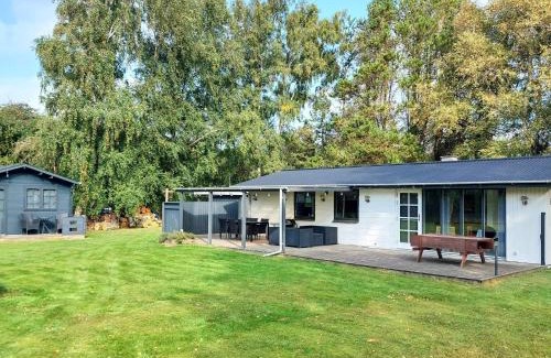 Læsø House | Pet-Friendly Holiday Home Læsø LIII with Great Reviews