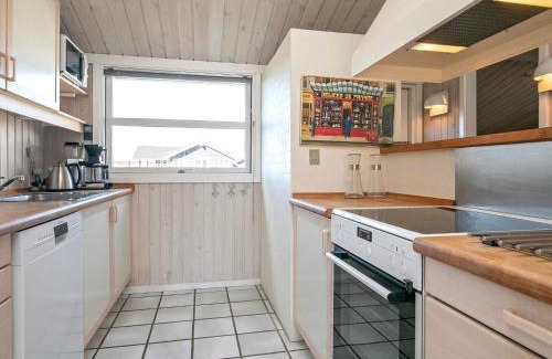 Hvorup Klit House | Ideal 6-Person Holiday Home in Løkken - Pet & Child Friendly