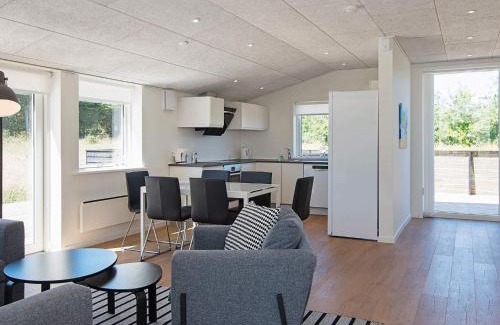 Nørre Lyngby House | Family-Friendly 6-Person Holiday Home in Løkken