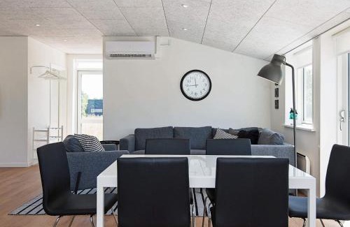 Nørre Lyngby House | Family-Friendly 6-Person Holiday Home in Løkken