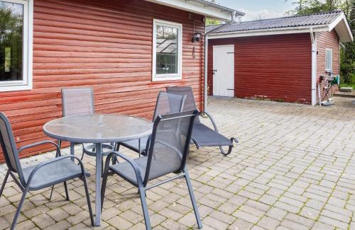 Nibe House | Family-Friendly Retreat at Holiday Home Nibe VI
