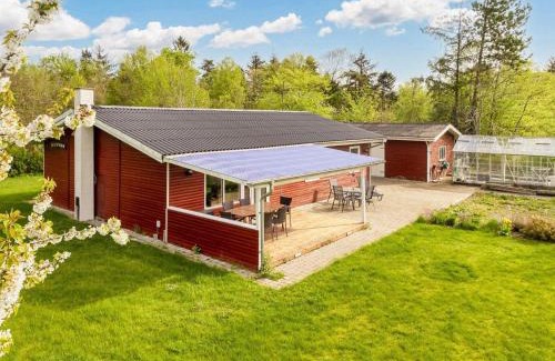 Nibe House | Family-Friendly Retreat at Holiday Home Nibe VI