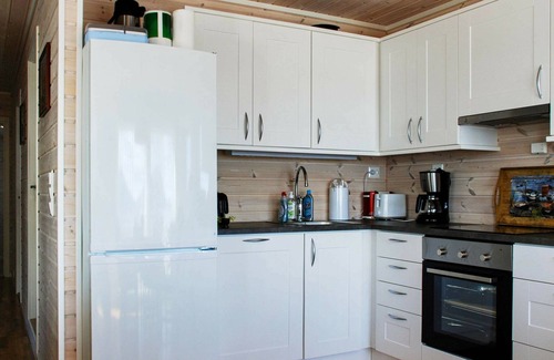 Donna House | Inviting 6-Person Holiday Home in Dønna with Ocean View