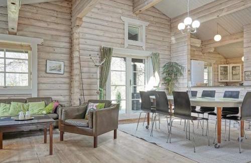 Ronne House | 6 person holiday home in Rønne