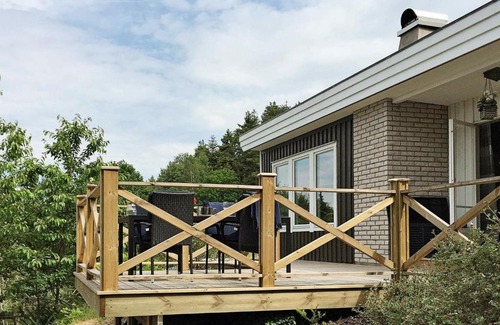 Hjaelteby House | Ideal Holiday Home for 6 in Hj lteby with Family Amenities
