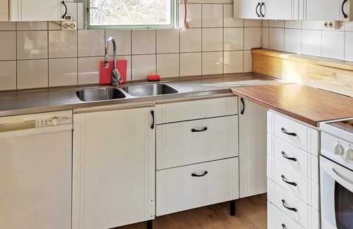 Munso House | Ideal 6-Person Holiday Home in MUNSö with Breakfast Included