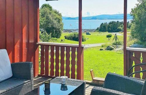 Uthaug House | Pet-Friendly Two-Bedroom Holiday Home in Storfosna
