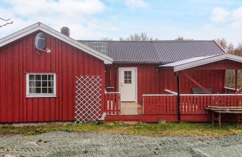 Uthaug House | Pet-Friendly Two-Bedroom Holiday Home in Storfosna