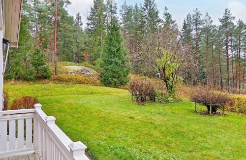 Vato House | Family-Friendly Holiday Home VäTö for Memorable Getaways