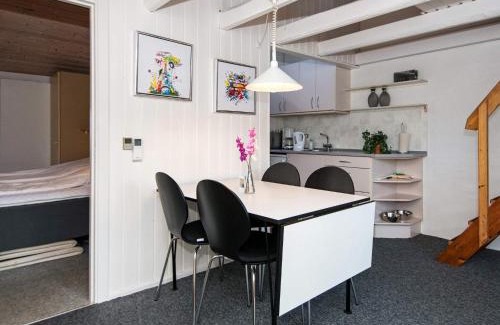 Bork Havn House | Ideal Holiday Home for 6 in Hemmet's Family-Friendly Park