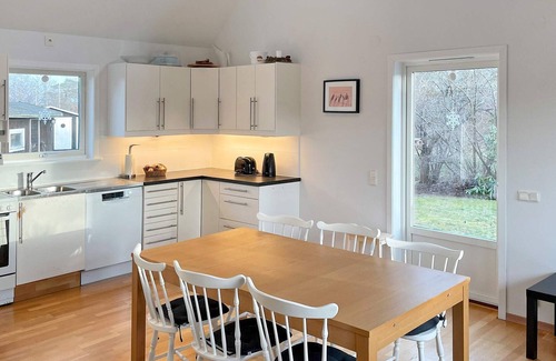Tofta House | Family-Friendly Holiday Home with Ocean View in Rockneby