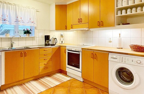Hallevik House | Cozy Holiday Home for 6 in Solvesborg - Pet Friendly & More