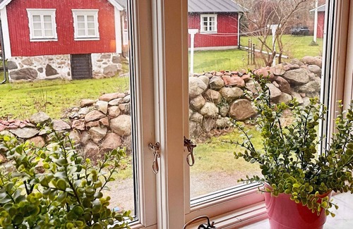 Hallevik House | Cozy Holiday Home for 6 in Solvesborg - Pet Friendly & More