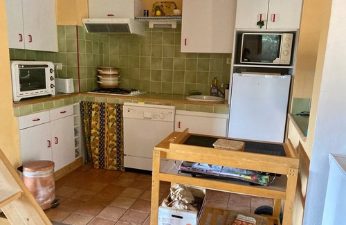 Valensole House | 6-person house with pool and enclosed garden